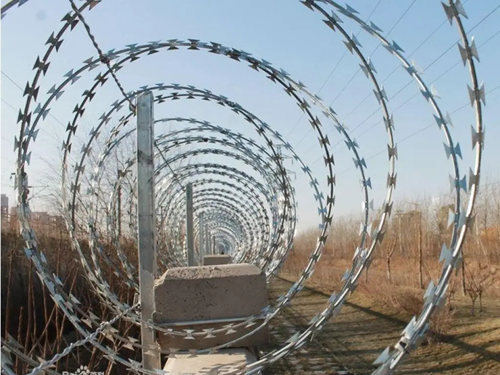 The use and advantages of airport fence